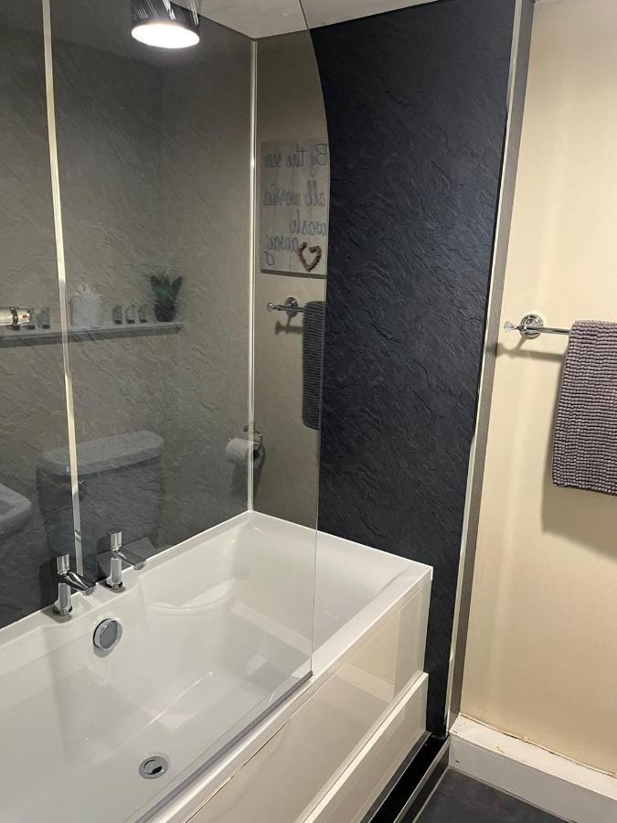 The White Hart Hotel Newenden Ngoại thất bức ảnh