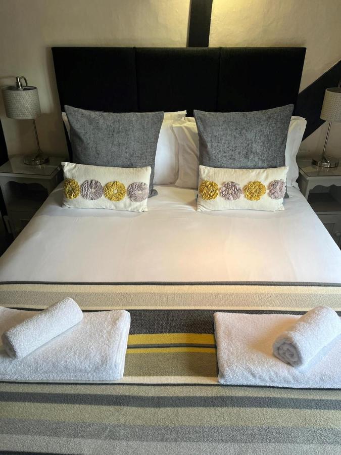 The White Hart Hotel Newenden Ngoại thất bức ảnh